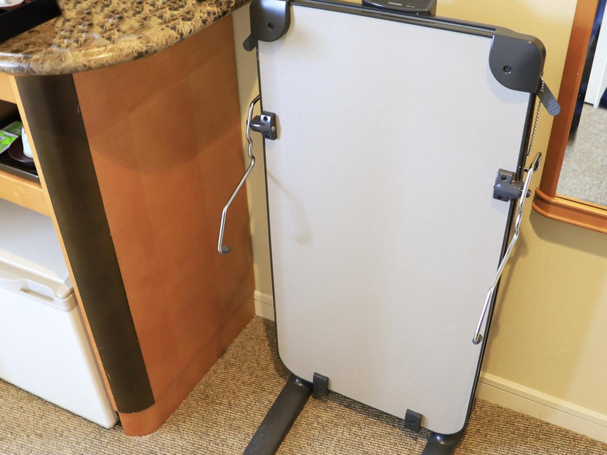 Sapporo Prince Hotel Екстер'єр фото A portable whiteboard